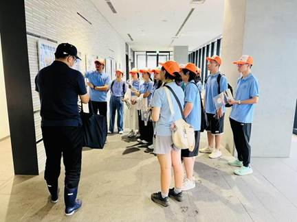 酷爱成人网
访学团参观鹿儿岛鱼类市场